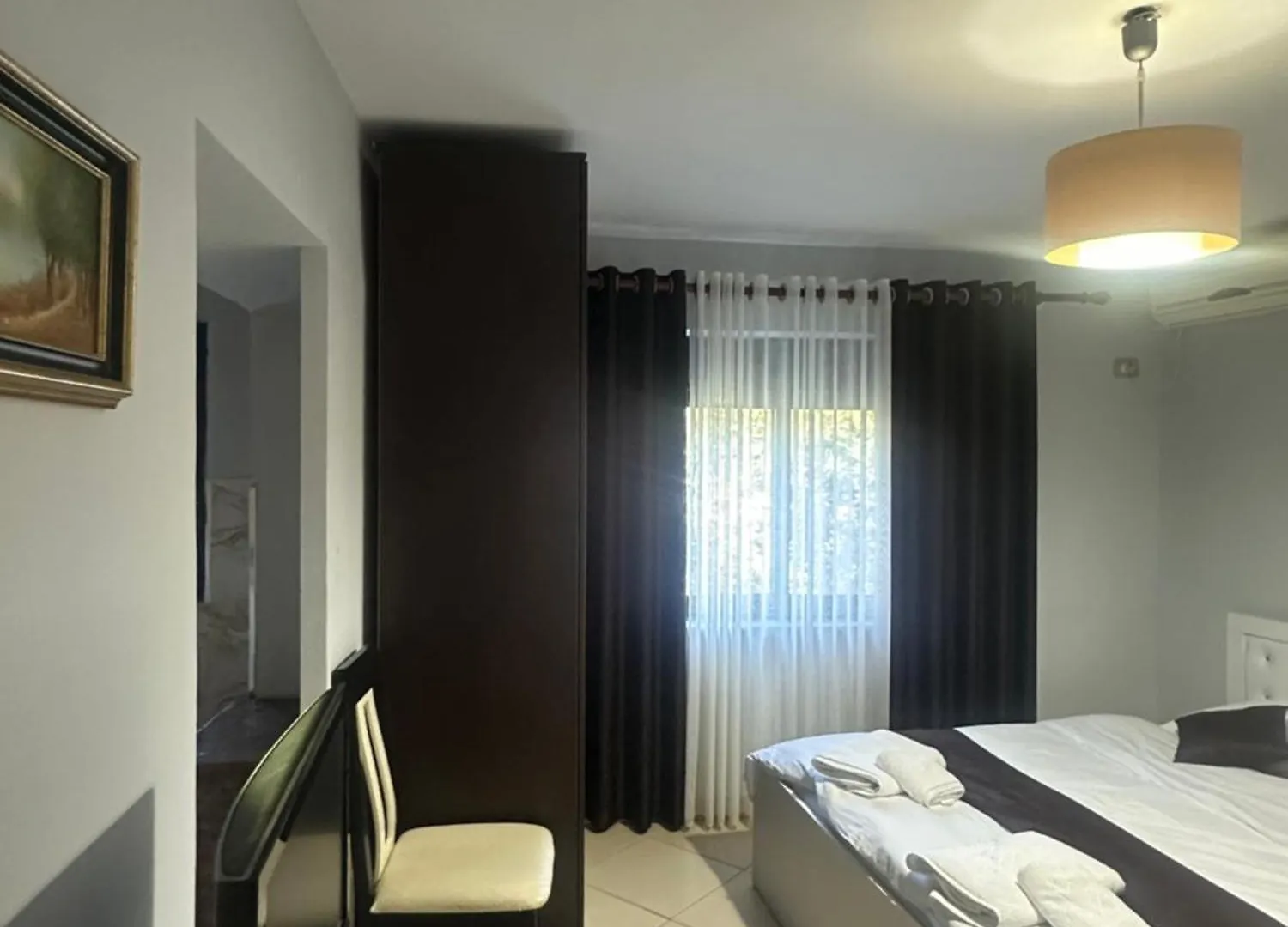 Central Apartments 티라나 알바니아